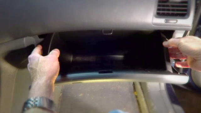 замена салонного фильтра аккорд 7