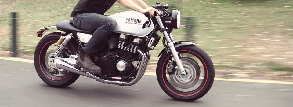 yamaha xjr 400 honda cb 400