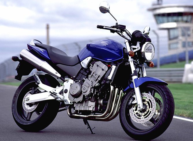 hornet honda 900