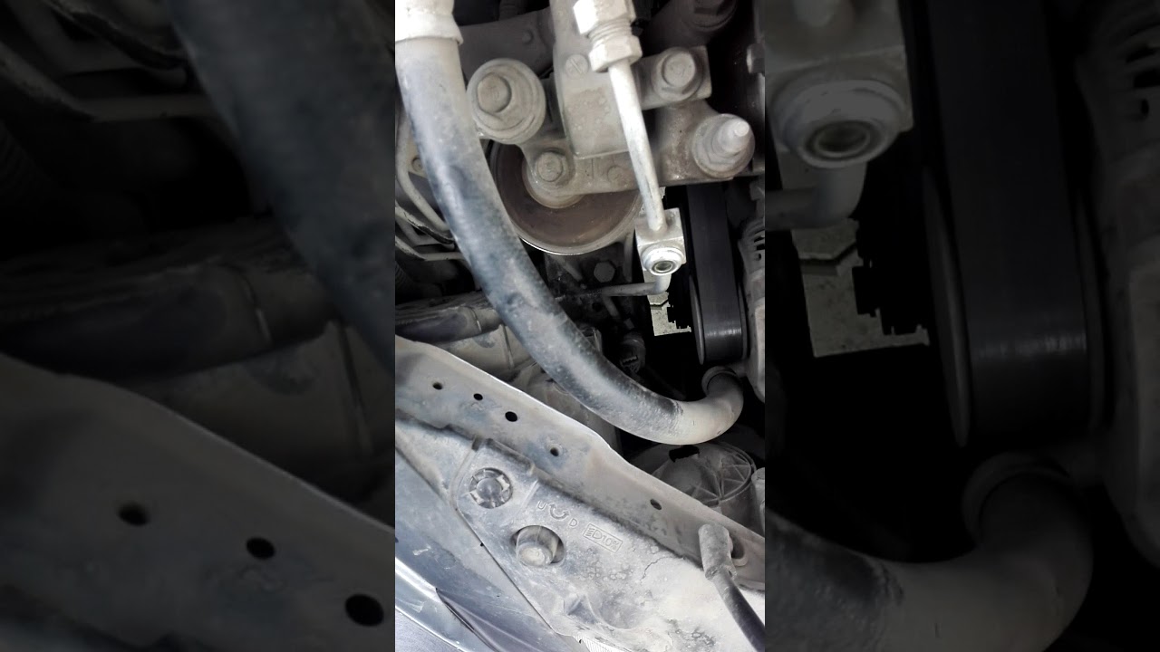 замена лампы ближнего света хонда цивик 4д